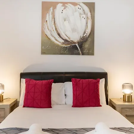 Apartamento A Charming, Relaxing 2br In St Julians W/wifi By 360 Estates St. Julian's