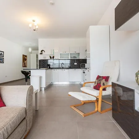 A Charming, Relaxing 2br In St Julians W/wifi By 360 Estates Apartment Saint Julian's