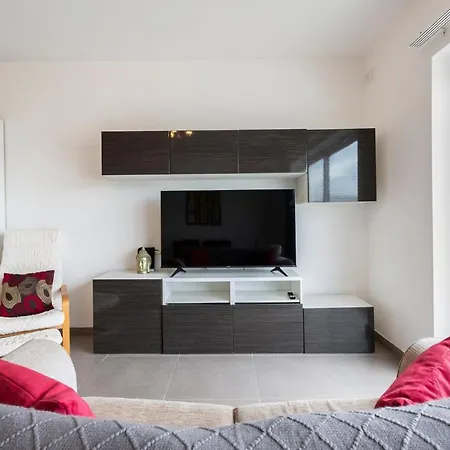 A Charming, Relaxing 2br In St Julians W/wifi By 360 Estates Apartment Saint Julian's